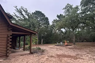 1053 E County Rd F, Lexington, TX 78947 - Photo 25