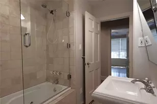 4702 Shadow Ln, Austin, TX 78731 - Photo 25