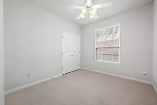 10233 Chestnut Ridge Rd, Austin, TX 78726 - Photo 19