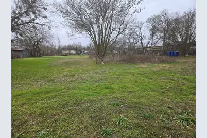 139 Jackson Street, Elgin, TX 78621 - Photo 1