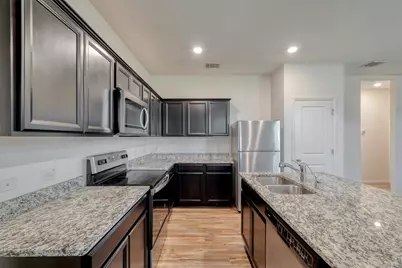 129 Athena Way, Jarrell, TX 76537 - Photo 5