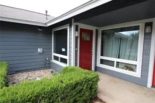 10702 Lanshire Dr, Austin, TX 78758 - Photo 3