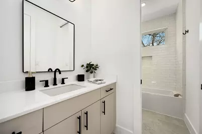 1119 Fairmount Avenue, Austin, TX 78704 - Photo 25