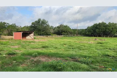 120 Pioneer Trail, San Marcos, TX 78666 - Photo 11