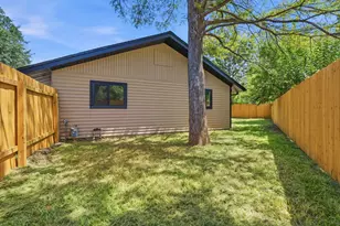 2004 Teakwood Dr, Austin, TX 78757 - Photo 27