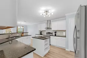 222 Herrera Trail, Hutto, TX 78634 - Photo 11