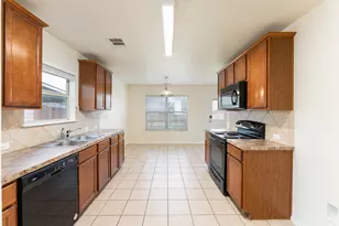 368 Housefinch Loop, Leander, TX 78641 - Photo 5