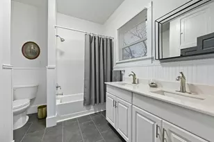 1012 Speegle St, Taylor, TX 76574 - Photo 21