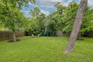 1012 Speegle St, Taylor, TX 76574 - Photo 27