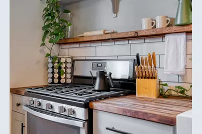 1012 Speegle Street, Taylor, TX 76574 - Photo 13