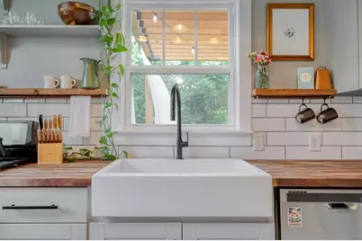 1012 Speegle Street, Taylor, TX 76574 - Photo 11