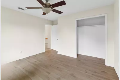 1907 W Loop #B, Austin, TX 78758 - Photo 5