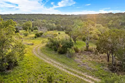 900 Lost Valley Road, Dripping Springs, TX 78620 - Photo 15