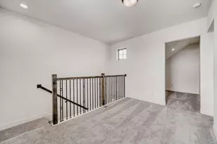 122 International St, Buda, TX 78610 - Photo 5