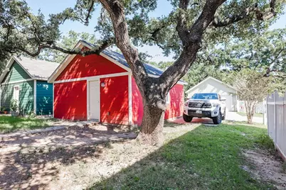 411 Wetzel, Kyle, TX 78640 - Photo 3