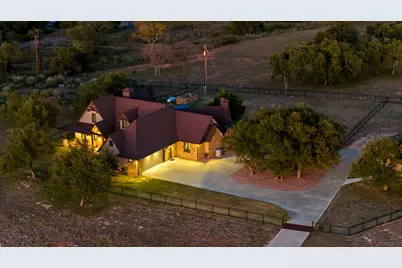 901 Crown Lane, Burnet, TX 78611 - Photo 3