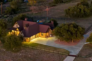 901 Crown Ln, Burnet, TX 78611 - Photo 3