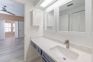 210 Oak Bay St, Rockport, TX 78382 - Photo 19