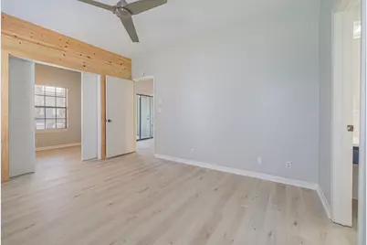 210 Oak Bay Street #402, Rockport, TX 78382 - Photo 13