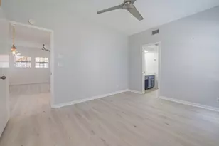 210 Oak Bay St, Rockport, TX 78382 - Photo 13