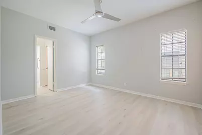 210 Oak Bay Street #402, Rockport, TX 78382 - Photo 11