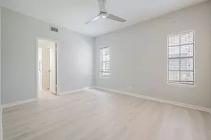 210 Oak Bay St, Rockport, TX 78382 - Photo 11