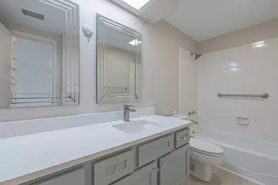 210 Oak Bay Street #402, Rockport, TX 78382 - Photo 29