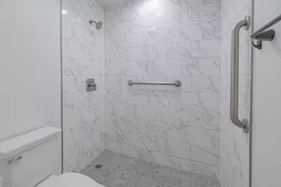 210 Oak Bay Street #402, Rockport, TX 78382 - Photo 17