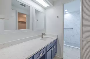 210 Oak Bay St, Rockport, TX 78382 - Photo 15