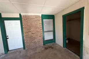 4702 Rocking Chair Rd, Austin, TX 78744 - Photo 3