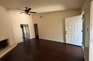 4702 Rocking Chair Rd, Austin, TX 78744 - Photo 5