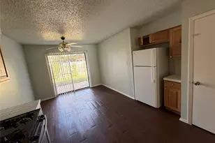 4702 Rocking Chair Rd, Austin, TX 78744 - Photo 9