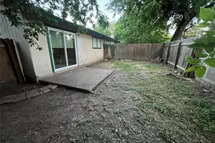 4702 Rocking Chair Rd, Austin, TX 78744 - Photo 21