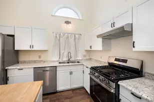 12710 Possum Hollow Dr, Austin, TX 78729 - Photo 13