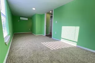 130 Los Arcos Rd, Elgin, TX 78621 - Photo 33