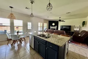 4320 Chestnut Meadows Bend, Georgetown, TX 78626 - Photo 5