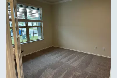 105 Onna Street, Taylor, TX 76574 - Photo 9