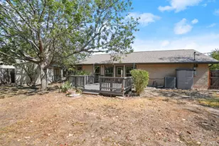 5003 Timber Wolf Cir, Austin, TX 78727 - Photo 13