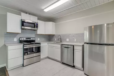 5216 McCarty W #7, Austin, TX 78749 - Photo 13