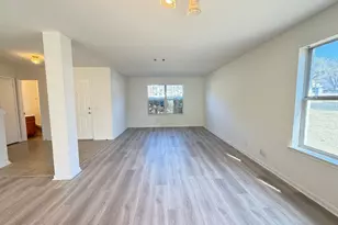 1913 Overland, Leander, TX 78641 - Photo 3