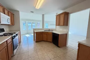 1913 Overland, Leander, TX 78641 - Photo 5