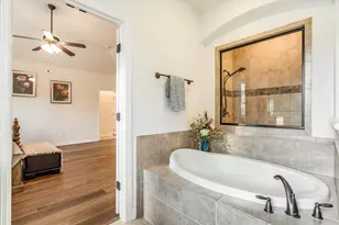 226 Galloway Ln, Austin, TX 78737 - Photo 17