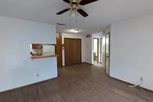 2800 Bull Run, Taylor, TX 76574 - Photo 5