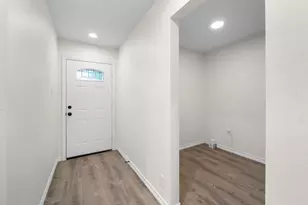 6512 Arnold Dr, Austin, TX 78723 - Photo 5