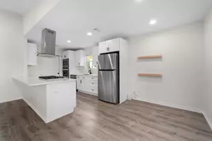 6512 Arnold Dr, Austin, TX 78723 - Photo 9