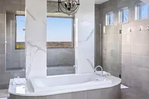 29 Pascal Ln, Austin, TX 78746 - Photo 15