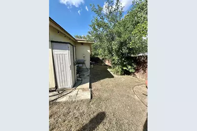 6913 Sabrina Drive, Austin, TX 78747 - Photo 37