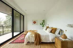 2014 E 2nd St, Austin, TX 78702 - Photo 21