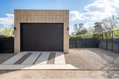 2014 E 2nd Street, Austin, TX 78702 - Photo 33