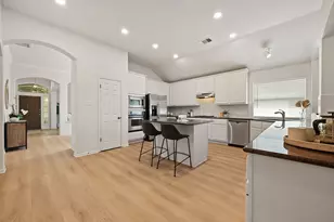 1212 Grand Champion Dr, Austin, TX 78732 - Photo 5